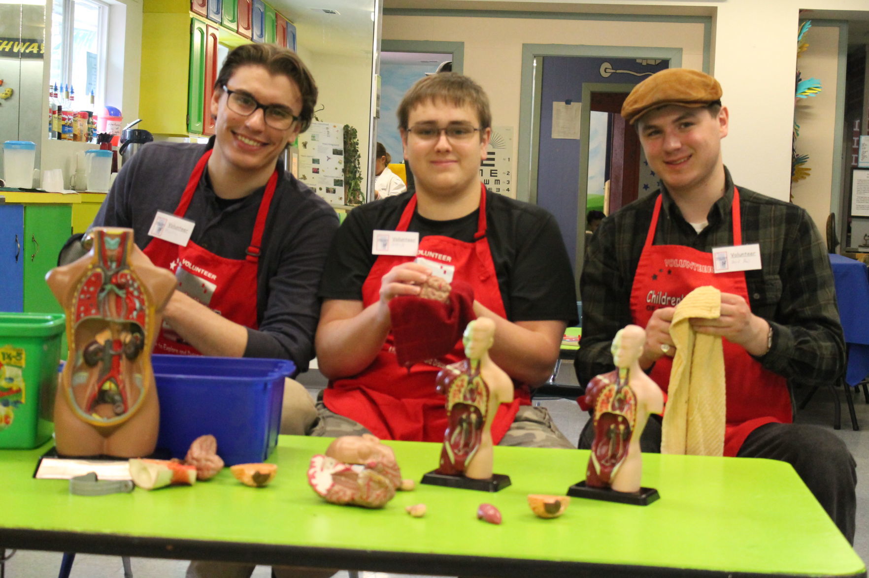 OIT students volunteer at Children's Museum